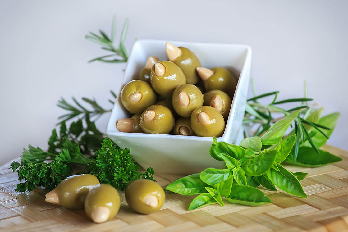 Olives aux amandes 1